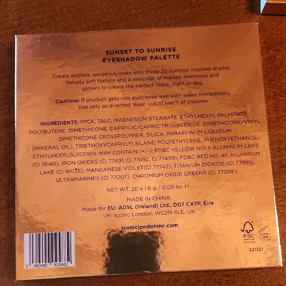 ICONIC 20 Eyeshadow Palette Gold Browns Pinks Matte & Metallic Sunset To Sunrise - Picture 4 of 7